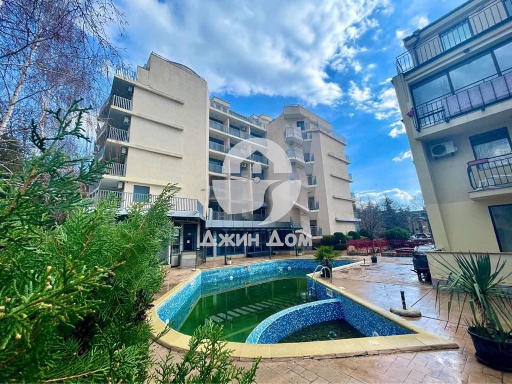 Продава се Тристаен апартамент в к.к. Слънчев бряг - 99 кв.м за 884 €/кв.м - Снимка #10