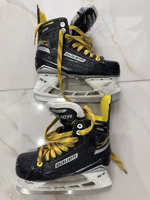 Продам коньки Bauer Supreme S35