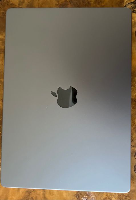 MacBook Pro 14-inch