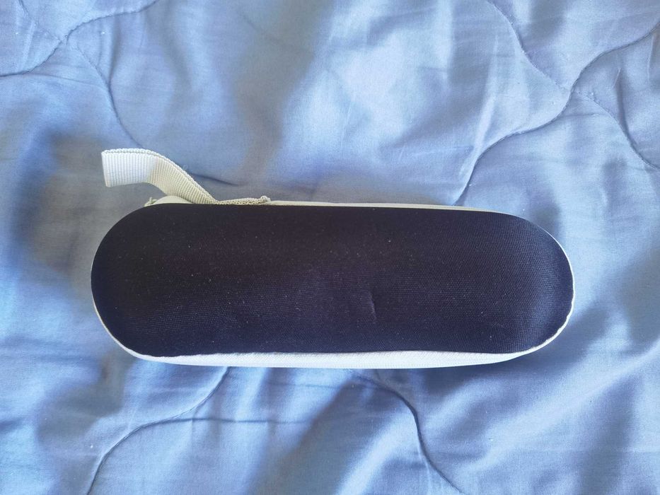 Черен калъф за чадър