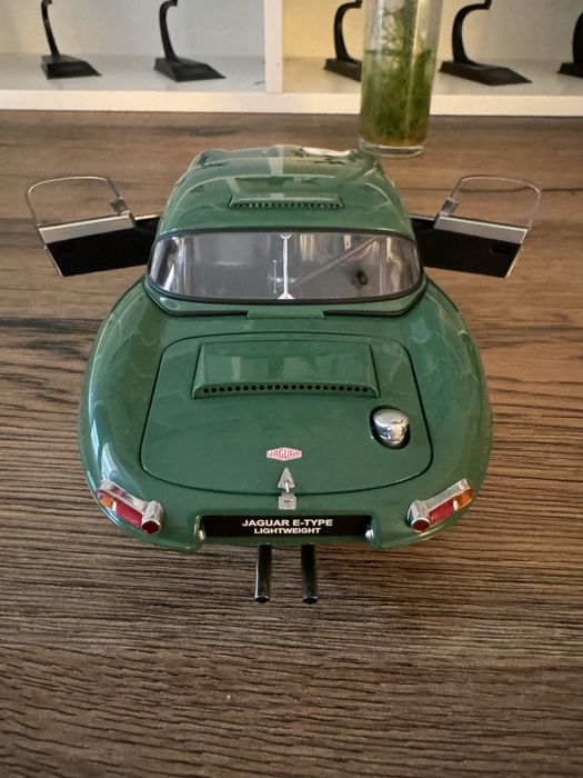 Macheta Autoart Jaguar E-type Lightweight 1:18