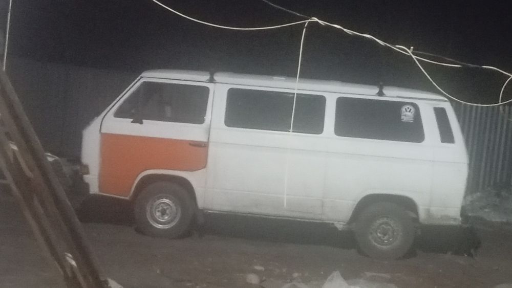 Продам буса 87г рождения