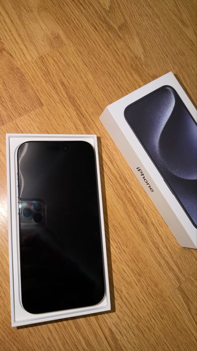 Iphone 15 pro 256GB eSim, сменена батерия в Apple Маями