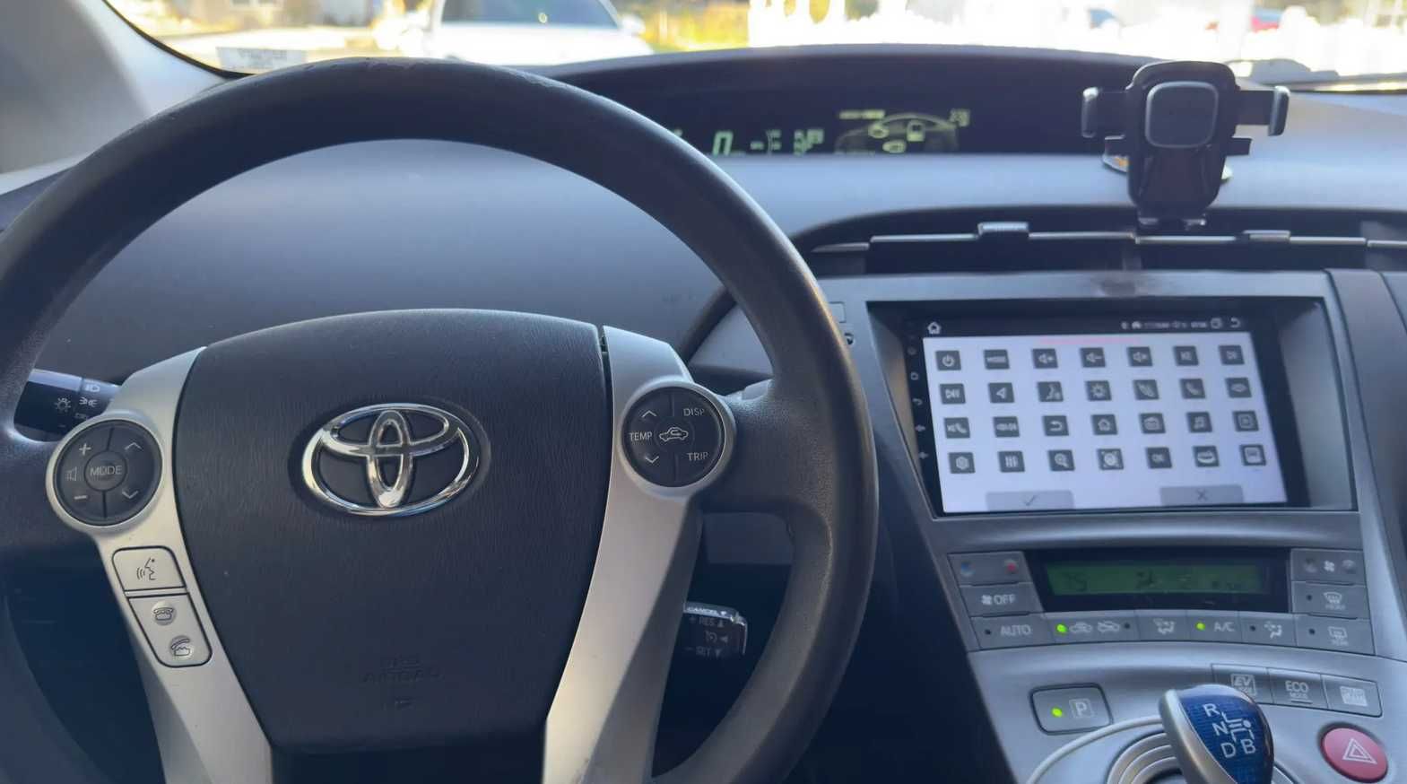 Toyota Prius 3 2009 - 2015  Мултимедия Навигация Android