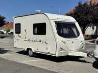 Rulota / caravana Avondale dart 380-2