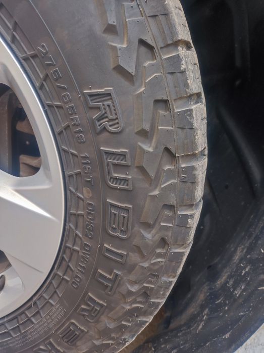 Две гуми 275/65/18