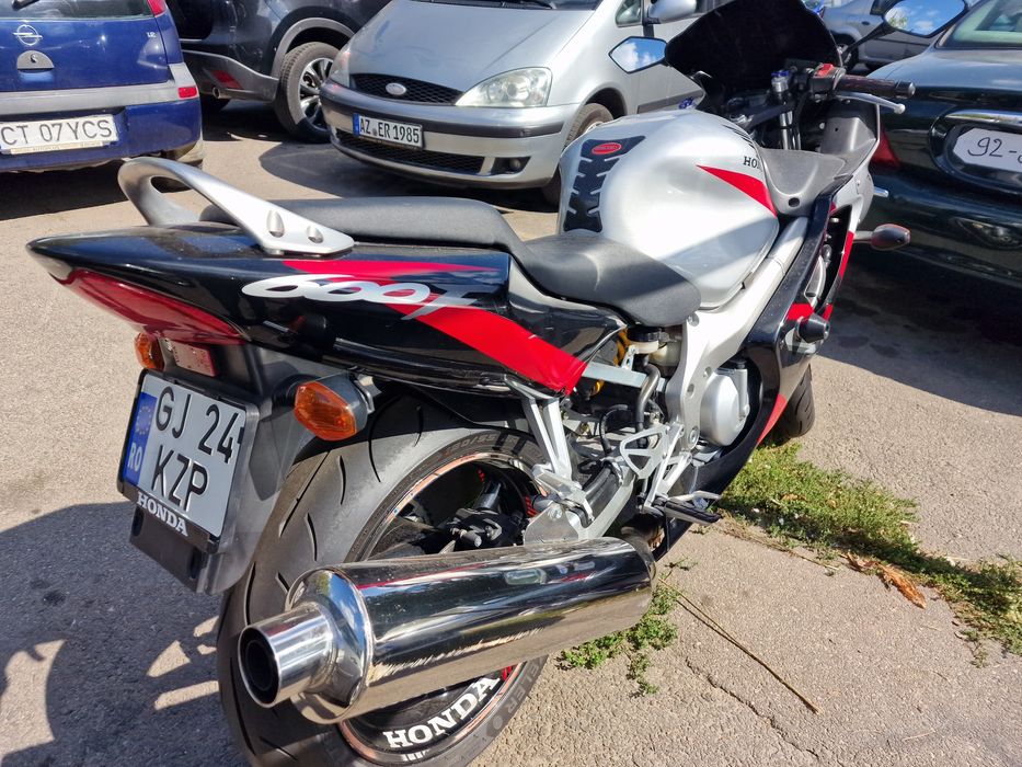 Honda   cbr f4i 600