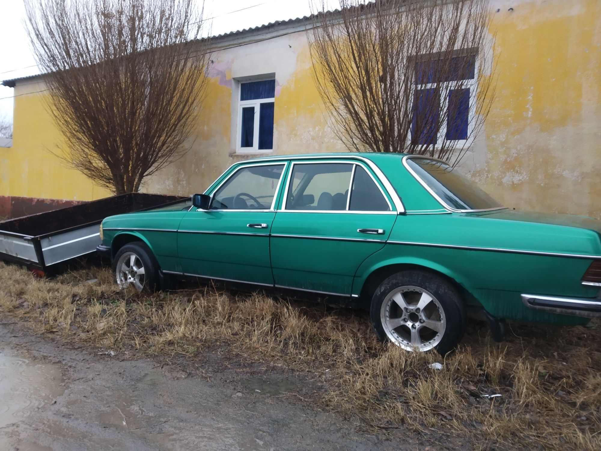 W 123 мерседес бенц