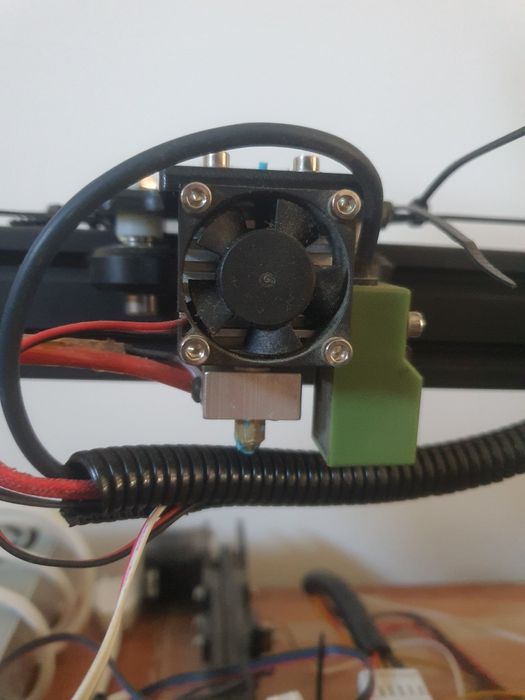 Vând printer 3d tarantula