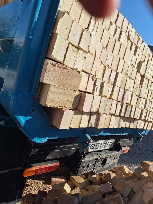 Кирпич , хорошее качество любое количество минимум 1000 штук