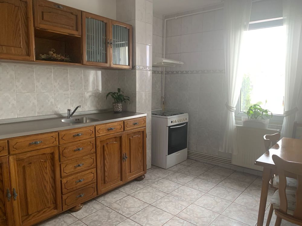 Apartament de inchiriat