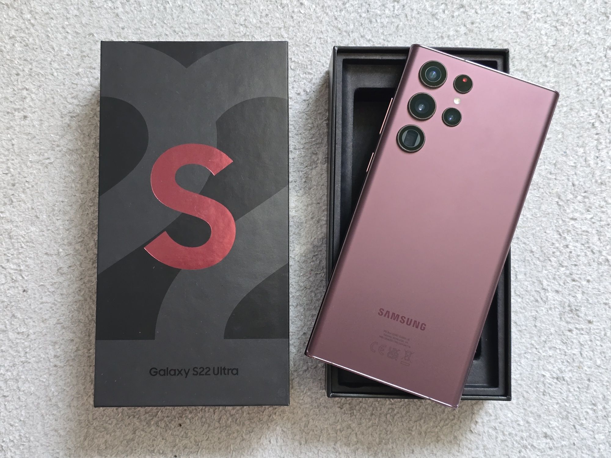 256GB Galaxy S22 Ultra Samsung