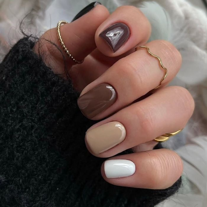 Unghii cu gel /semi/constructie