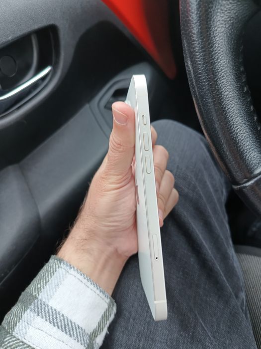 Iphone 14 Plus + 84% liber rețea cutie cablu Starlight