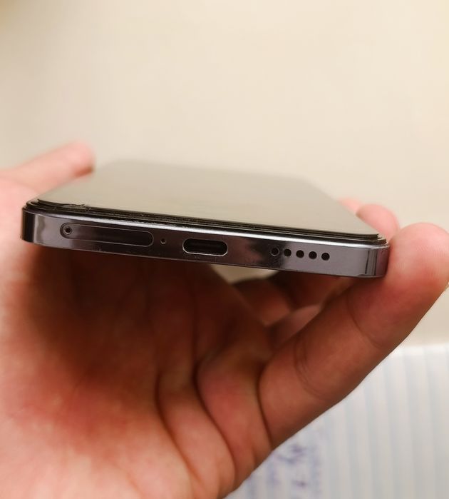 VIVO V25 RAM 8+8  256 XOTIRA 60FPS