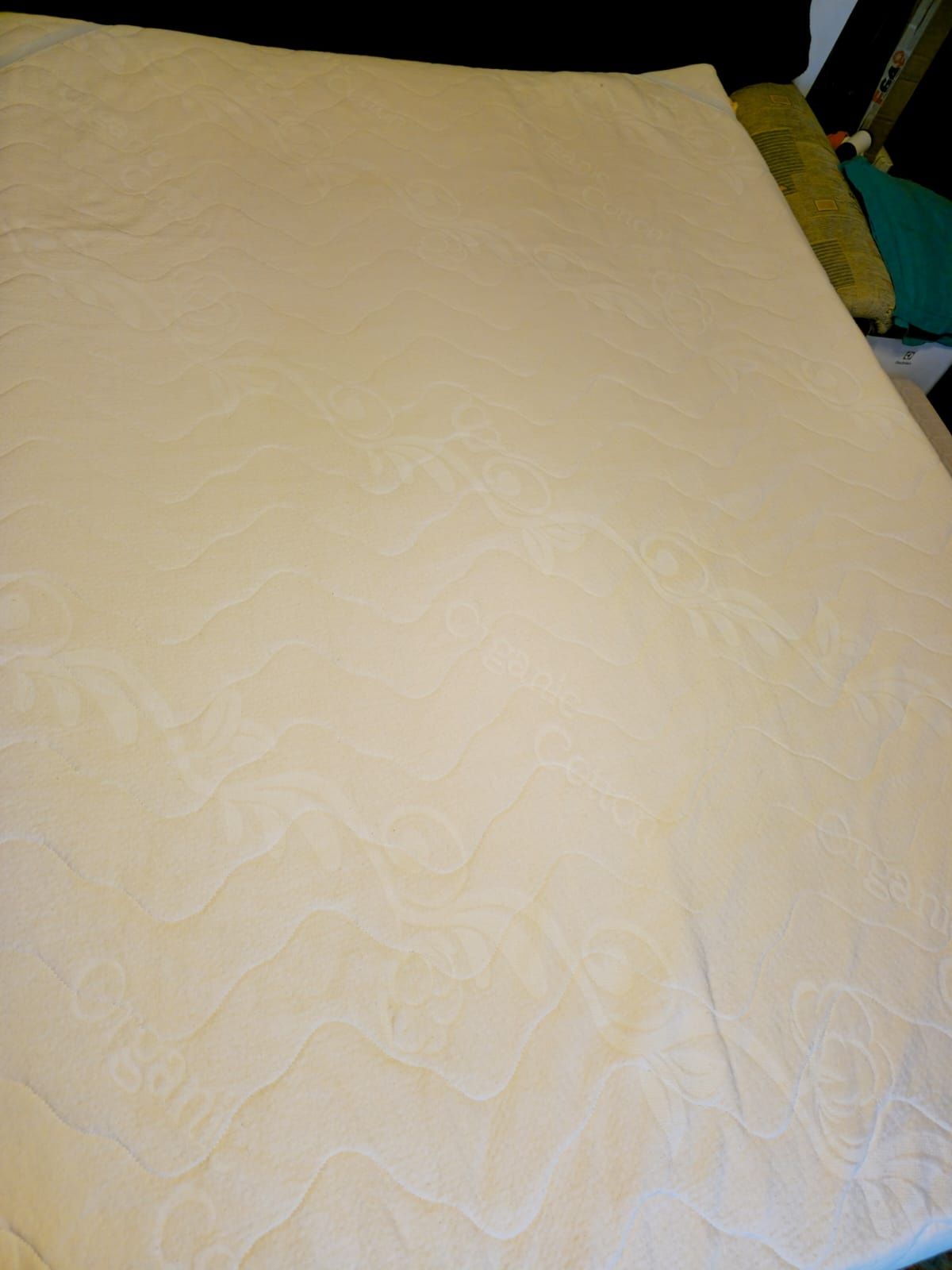 Topper latex pt saltea 140x200