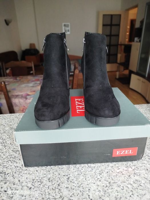 Продавам чисто нови боти