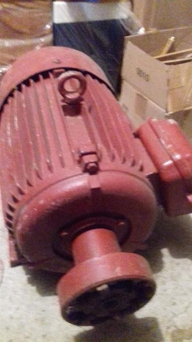 Vand motoare electrice trifazate 45kw 5kw7,5kw, 15kw, 4kw,22kw