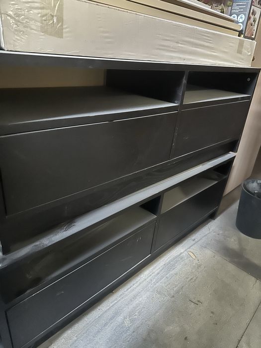 Шкаф за телевизор