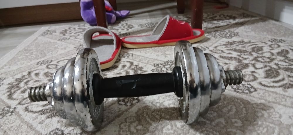 Продам гантель крутую