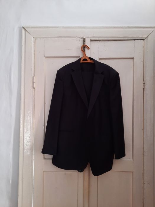 Продам костюм мужской, в отличном состоянии.