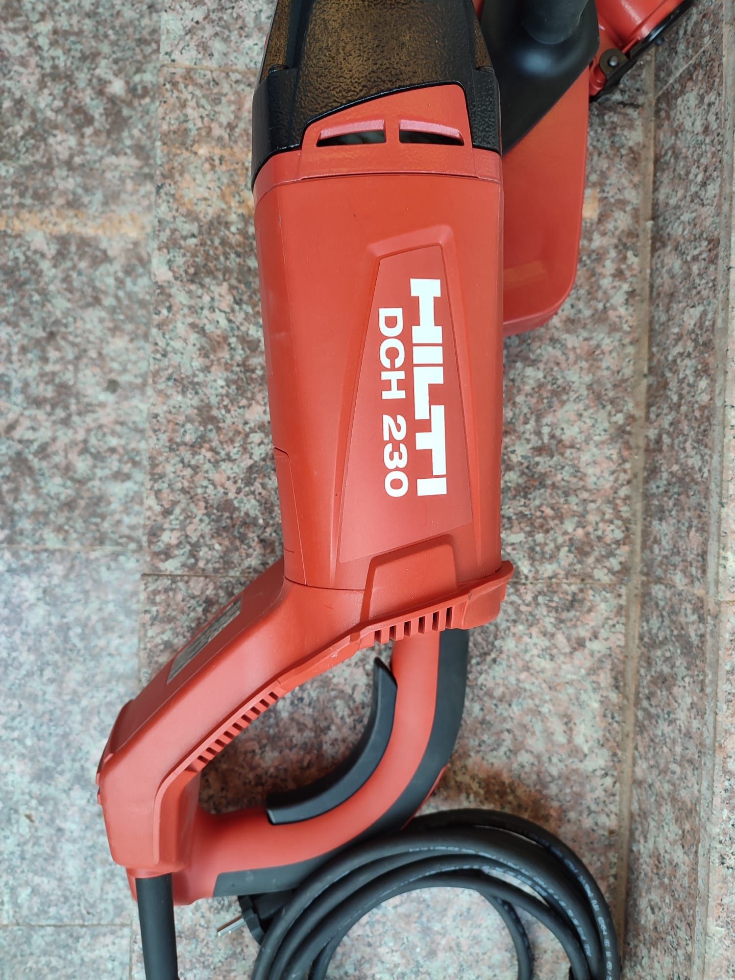 Hilti masina de decupat ziduri