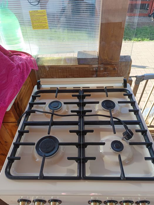 Aragaz Beko 4 arzătoare