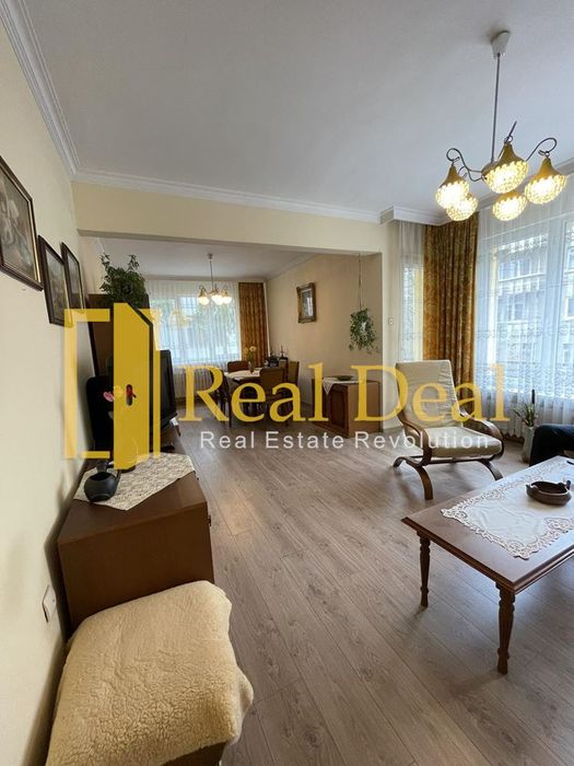 Дава се под наем Тристаен апартамент в София, Лозенец - 97 кв.м за 850 € - Снимка #3