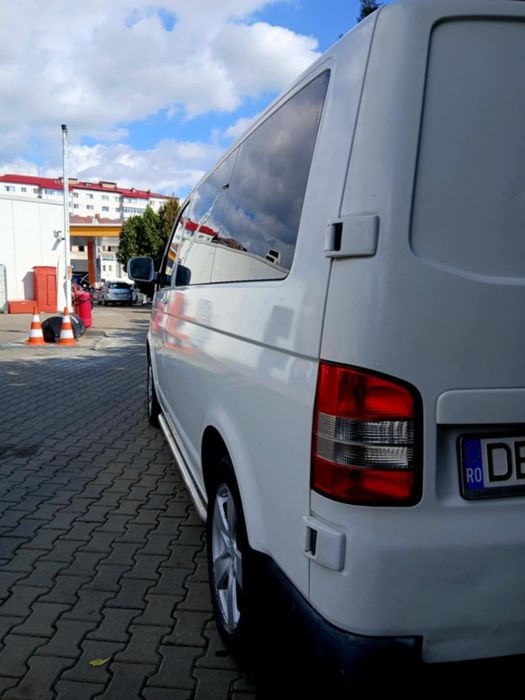 Vând VW T5 diesel