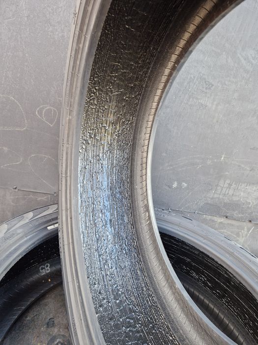 2 Anvelope Pirelli Antipana 235 45 R20 de vara