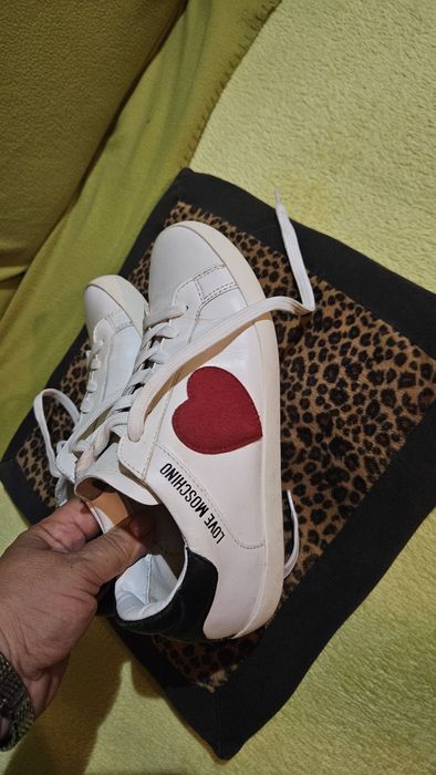 Adidasi dama marimea 38