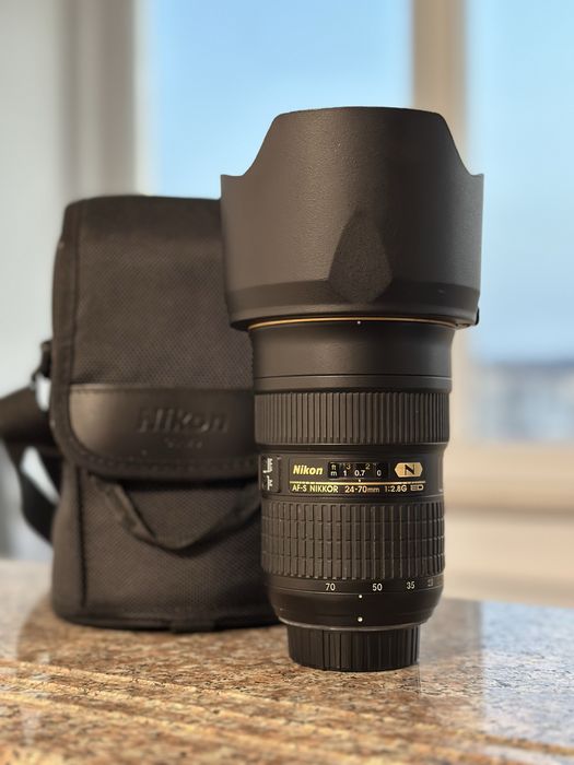 Aparat Foto DSLR Nikon D610 + obiectiv Nikon 24-70mm f2.8