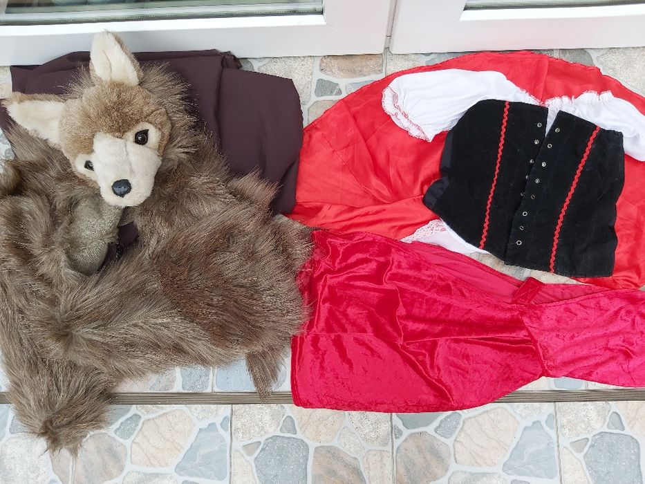 Set adulți Lup și Scufita roșie S M