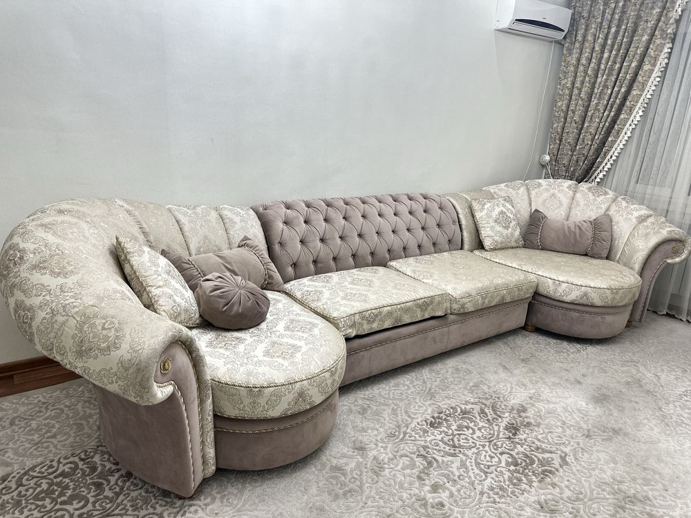 Продам диван в гостиную