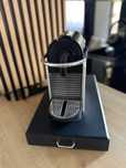 Vand espressor cu capsule Nespresso DeLonghi Pixie