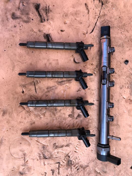 Injectoare pompa rampa BMW F10 F11 525 535 Biturbo 218hp 313hp 306hp