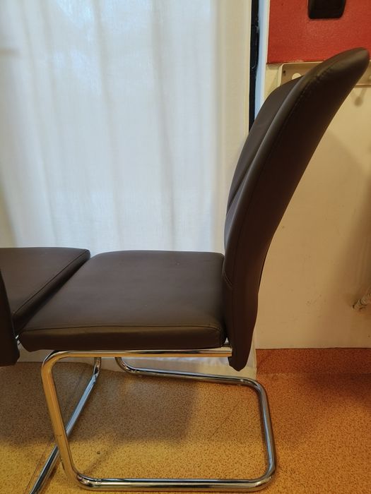 Scaune piele sintetică