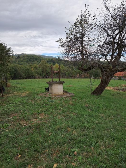 Teren intravilan de vânzare