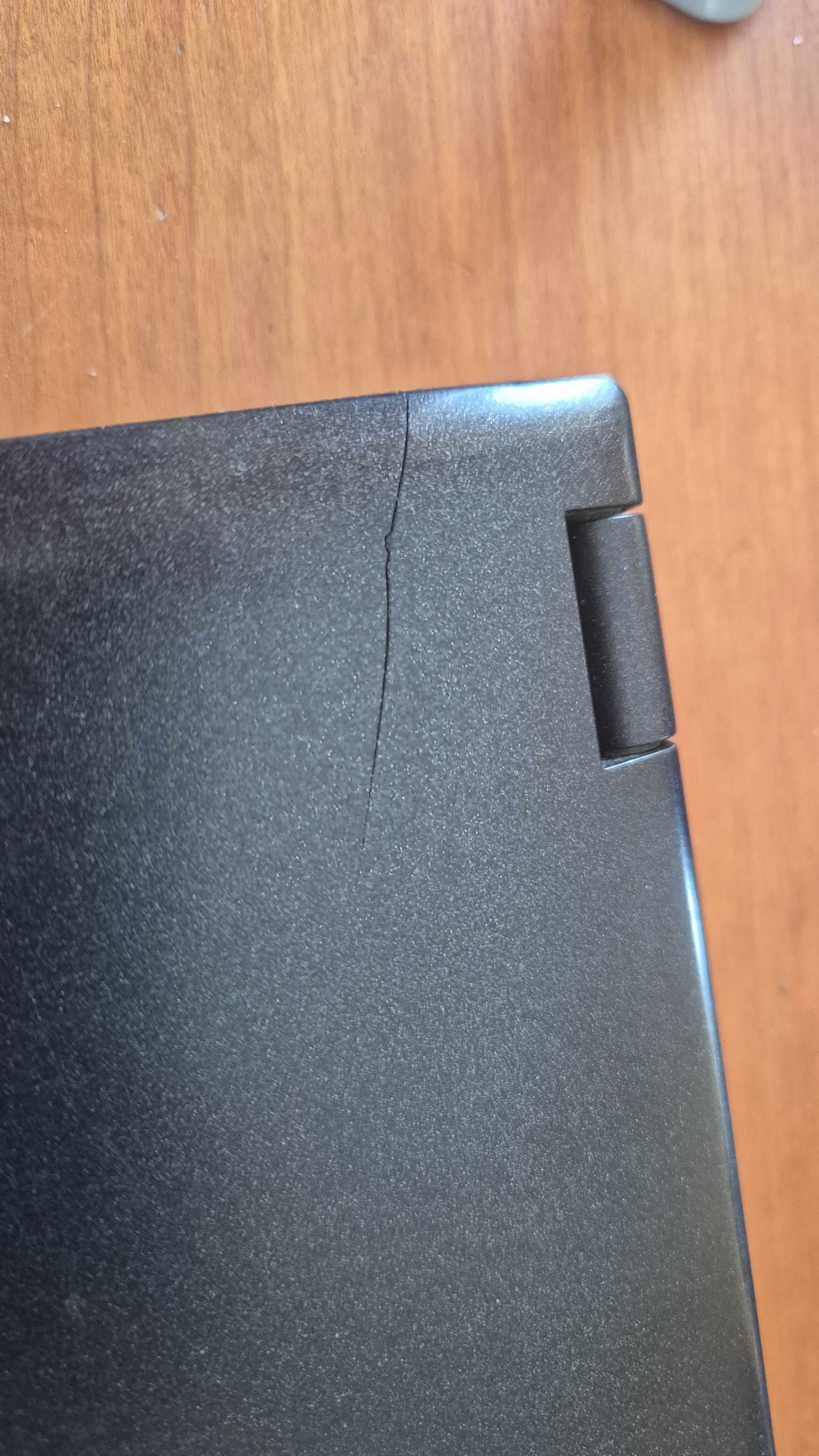 Fujitsu lifebook 760 i5 8gb ram 256ssd
