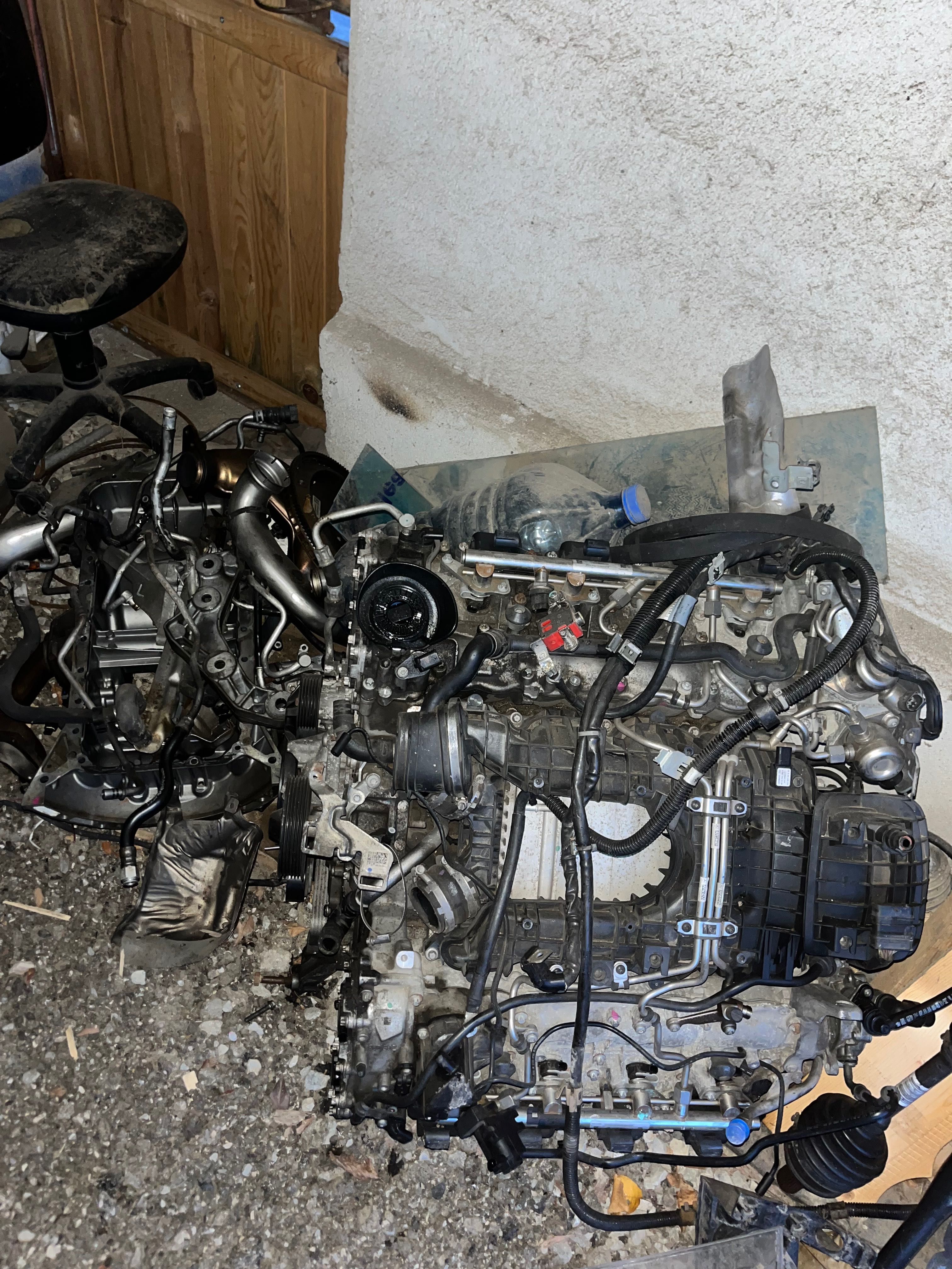 Двигател CLS 500 w218