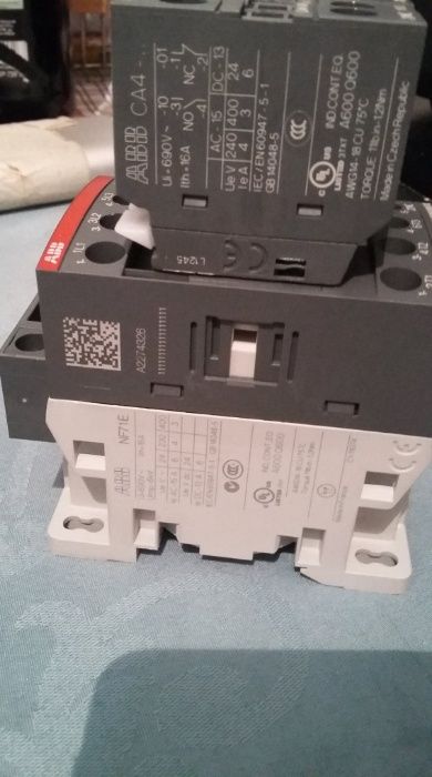 Contactor ABB - 240V, 25 A, cod NF71E