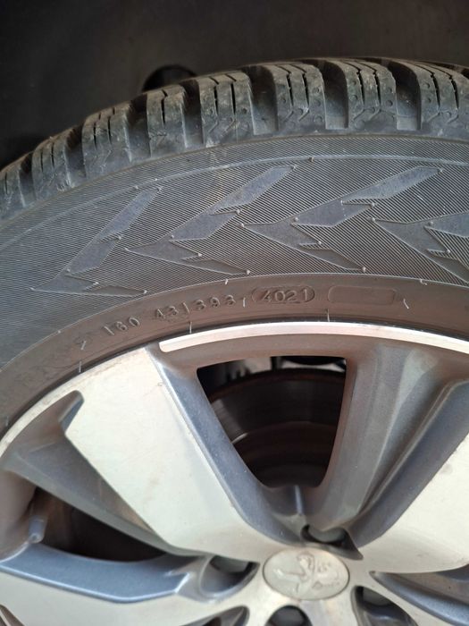 vand anvelope allseason NOKIAN 195x60x16 dot 40/21