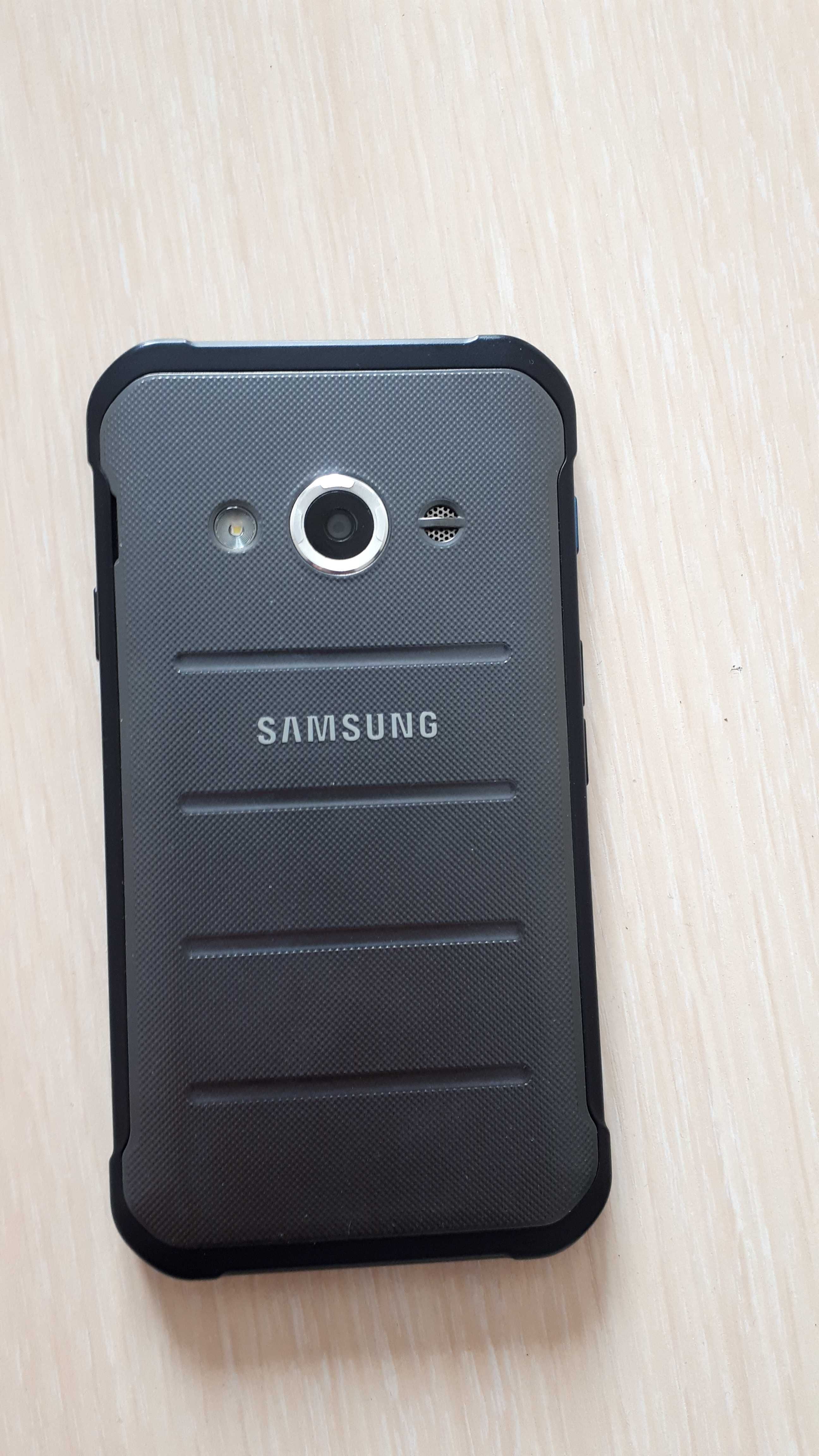 Мобилен телефон GSM Samsung Xcover 3