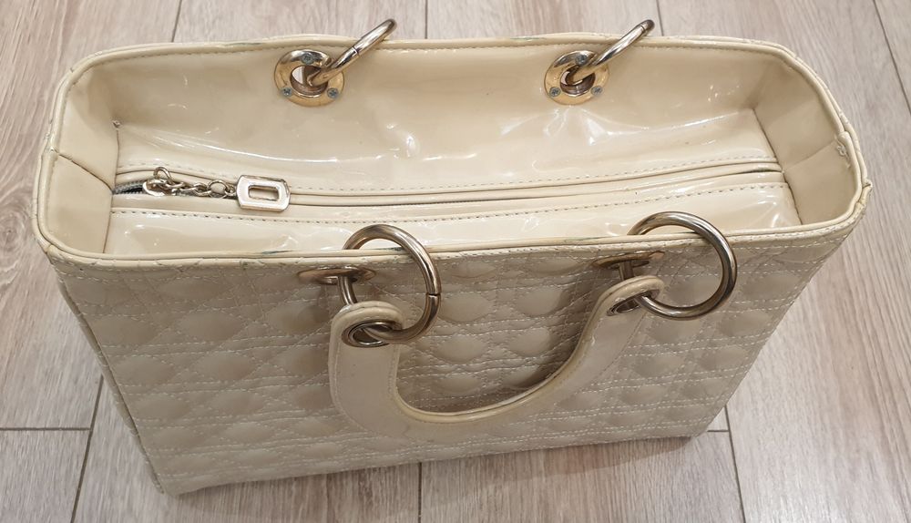 Geanta eleganta de dama