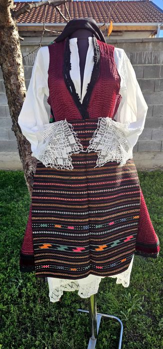 Автентична носия