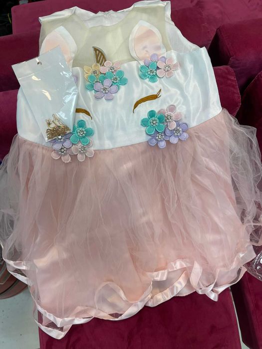 Costum rochie Unicorn multicolor cu cordeluta pentru fete, 120 cm