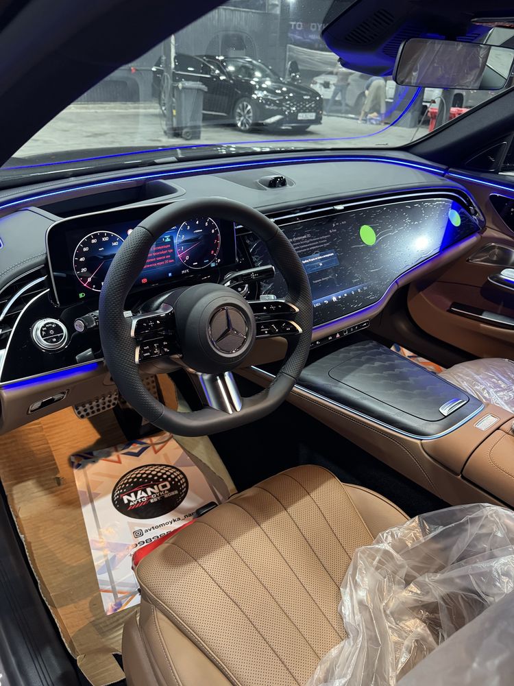 Mercedes-Benz E300