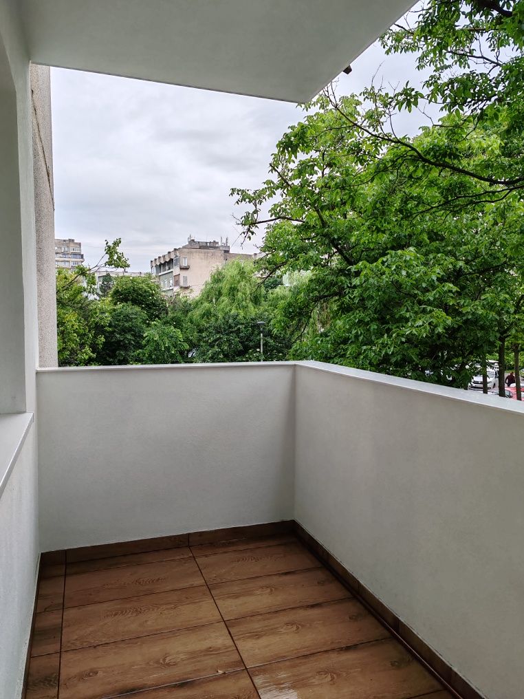 Închiriez apartament 2 camere Rovine