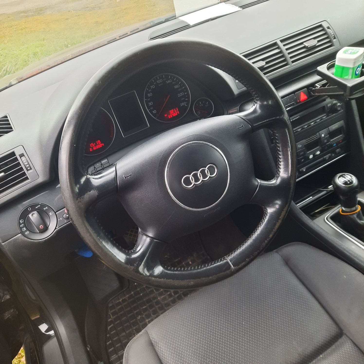 Vând Audi A4B6 131cp An2004