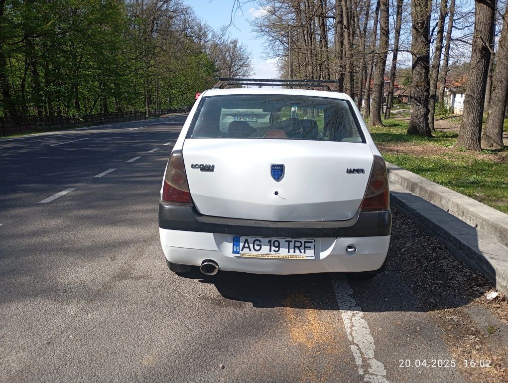 Vând Logan 1.4 benzina!!!